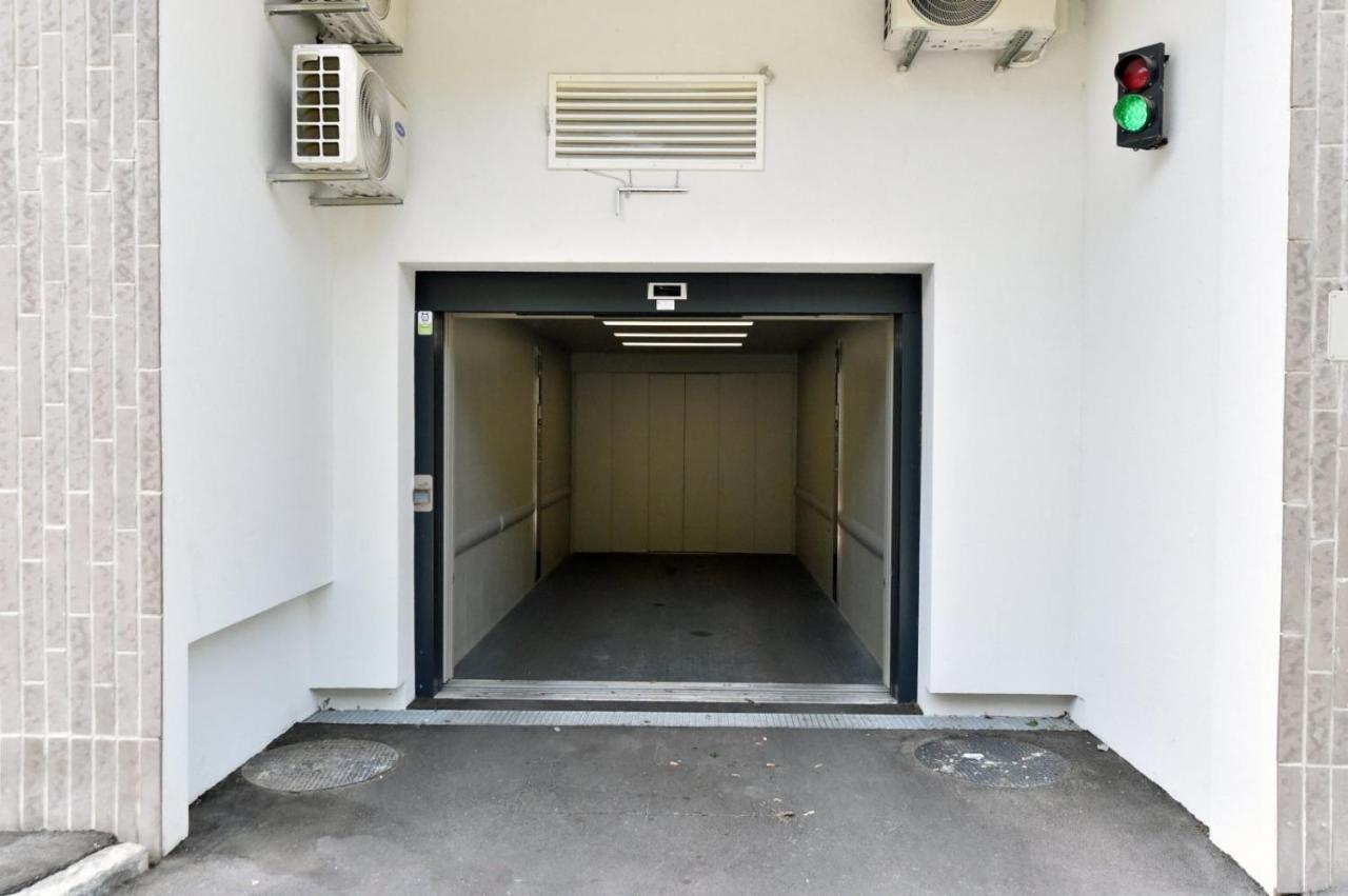 Tayson Square Dorcol New Location Free Garage Apartment Belgrad Exterior foto
