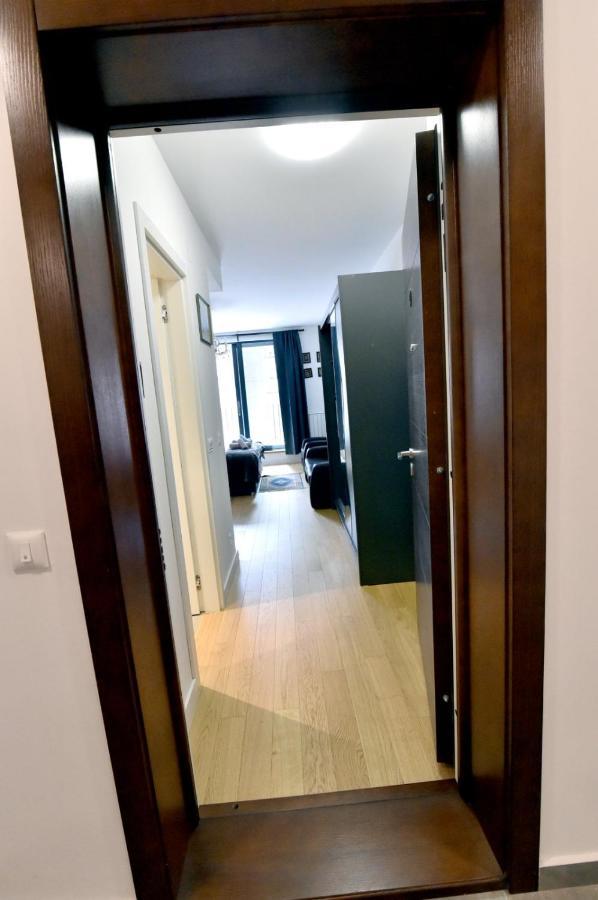 Tayson Square Dorcol New Location Free Garage Apartment Belgrad Exterior foto